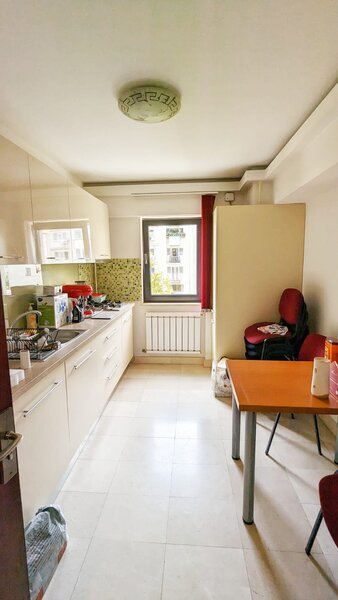 Piata Unirii, Bloc 2018, Centrala Proprie, 2 camere 75 mp, Marmura, Granit