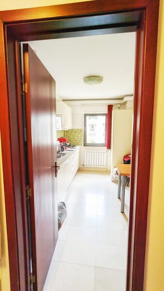 Piata Unirii, Bloc 2018, Centrala Proprie, 2 camere 75 mp, Marmura, Granit